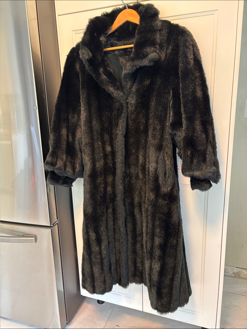Black Faux Fur Long Coat - Women's Luxurious Winter Wrap